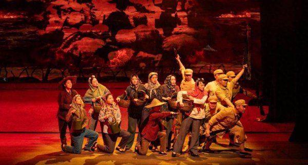 配查网 省委省直机关工委组织观看情景党课《人民公仆谷文昌》