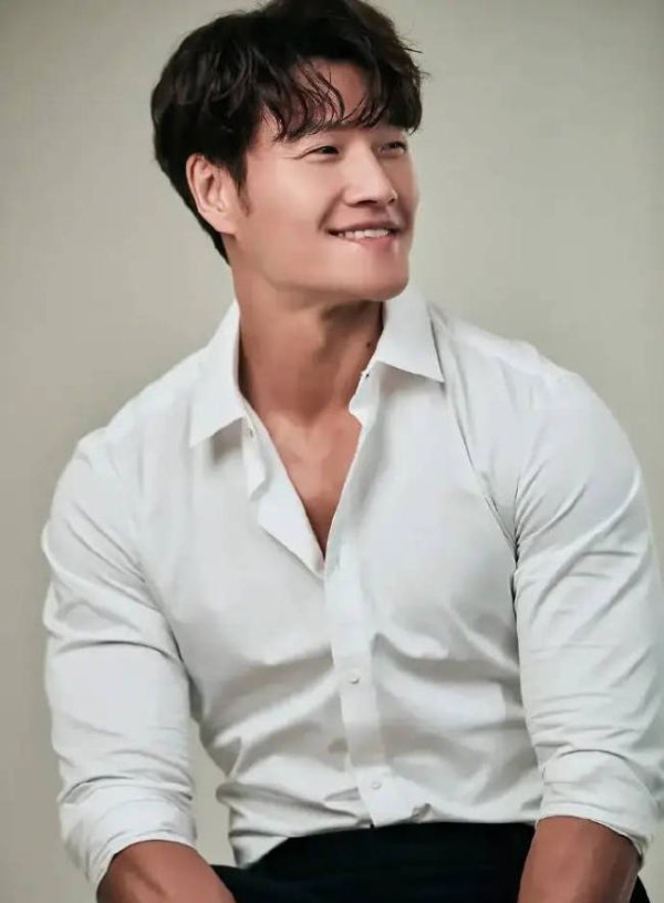 易方达证券 金钟国透露生育计划：能有个健康的孩子就很感恩了